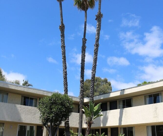 Valli Hi Motel