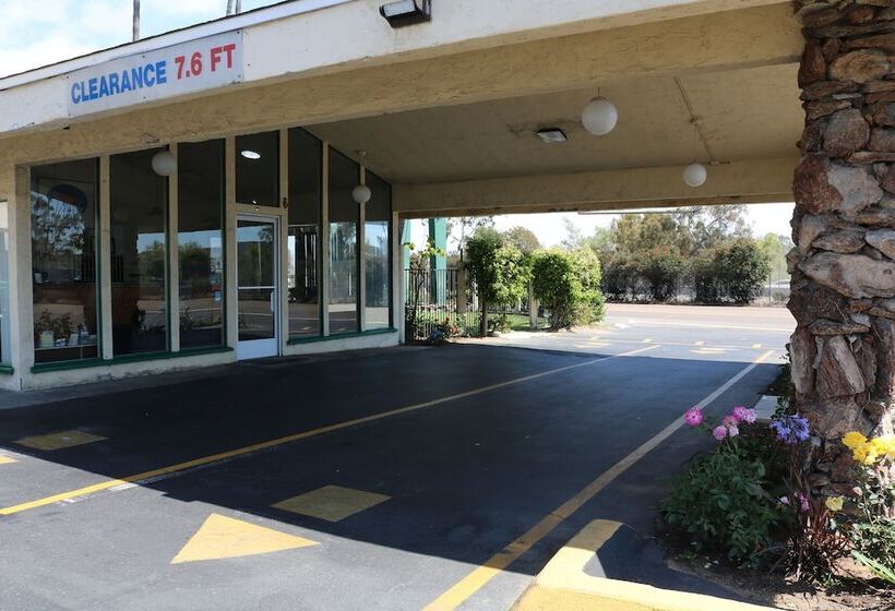 Valli Hi Motel