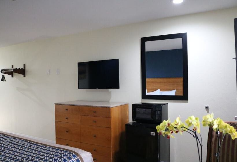 Valli Hi Motel