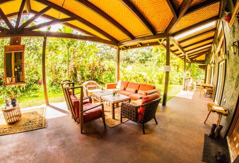 هتل Hawaiian Sanctuary Eco Retreat Center