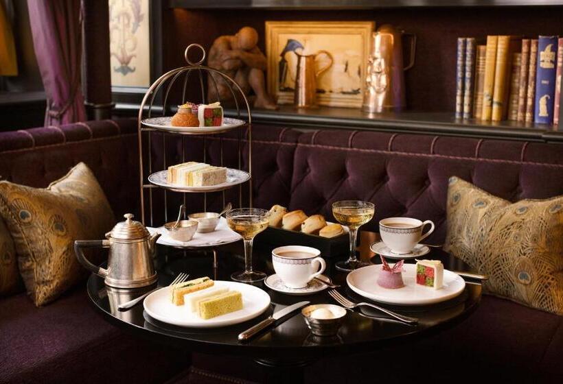 هتل L Oscar London