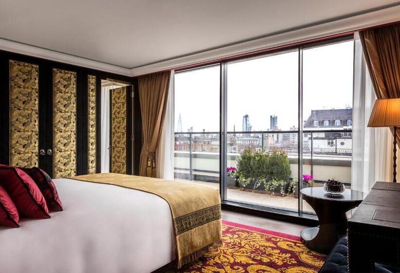 Hotel L Oscar London
