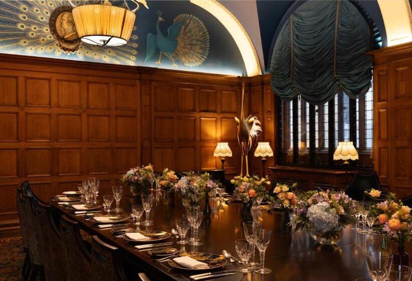 هتل L Oscar London