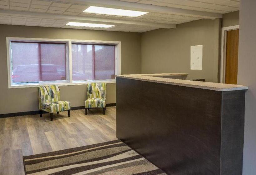 فندق على الطريق Relax Inn   Batavia