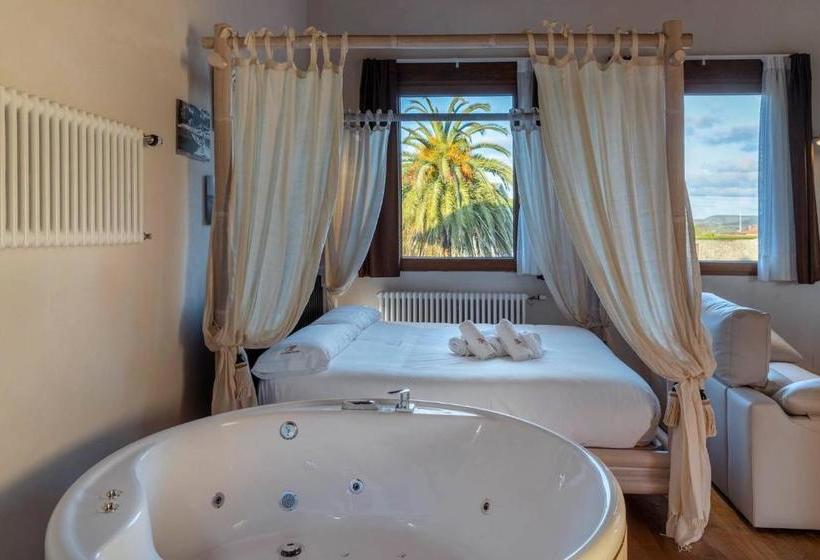 هاستل Somo Garden Villas