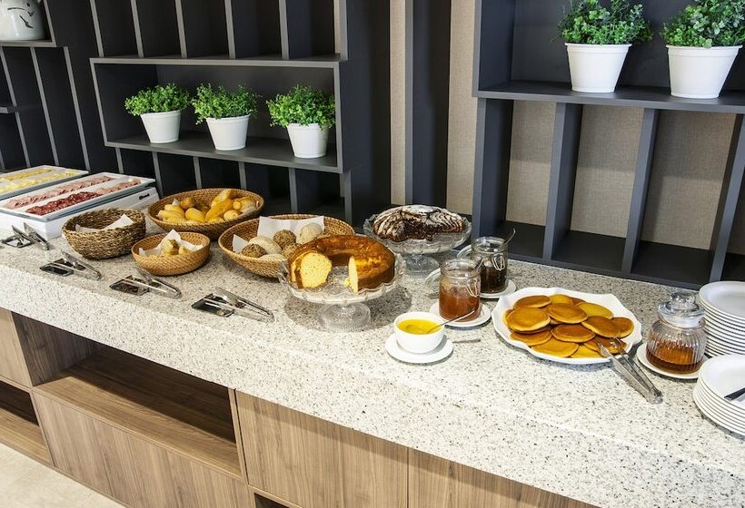 Holiday Inn Express   Farroupilha, Um Hotel Ihg