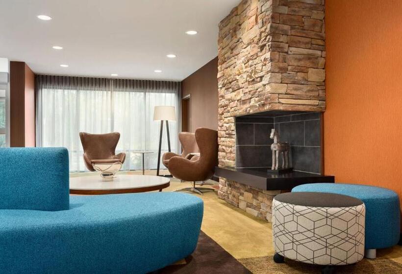 هتل Fairfield Inn & Suites By Marriott Charlottesville Downtown/university Area
