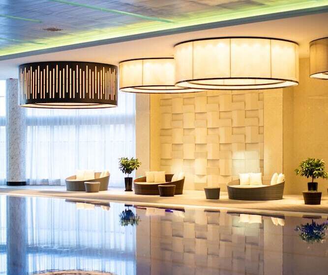 هتل Renaissance Shenyang West