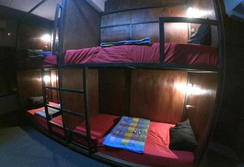 Local Hostel Amed