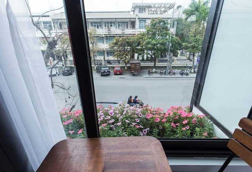 تختخواب و صبحانه Soleil House