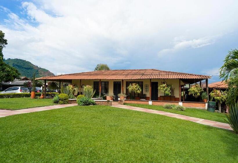 Finca Hotel Yerbabuena