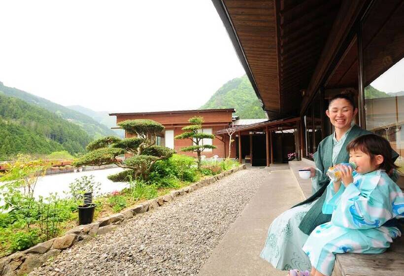 旅館 Kazuraya