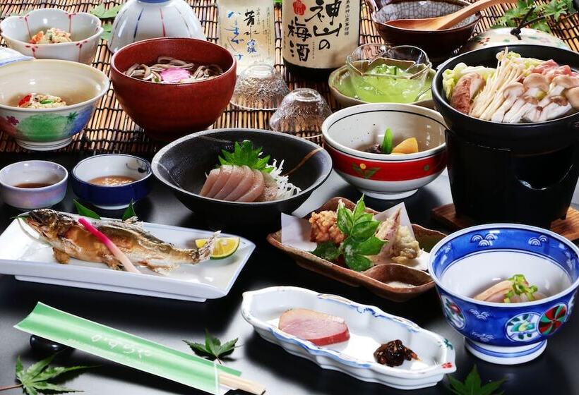 旅館 Kazuraya