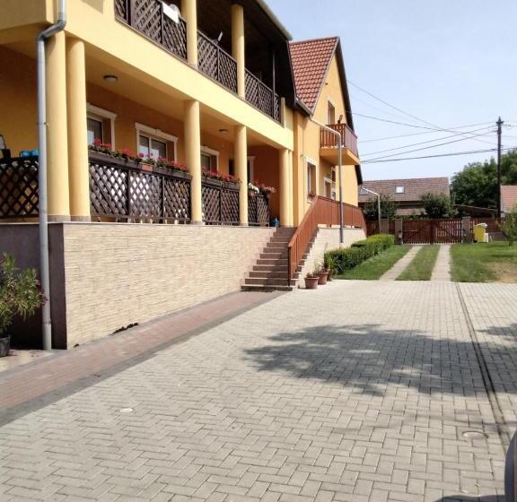Пансион Gulyás Vendégház
