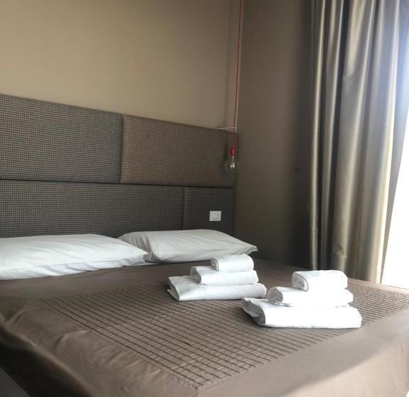 تختخواب و صبحانه Sunset Room&breakfast