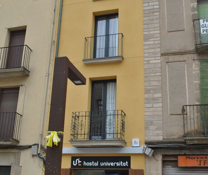 בית מלון כפרי Hostal Universitat