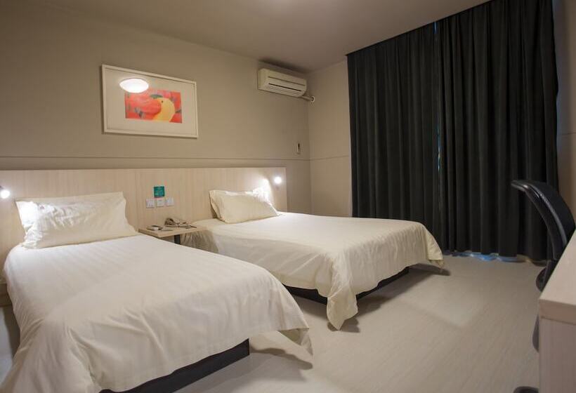 هتل Jinjiang Inn Select Fengxian Baolong Square Canal North Road