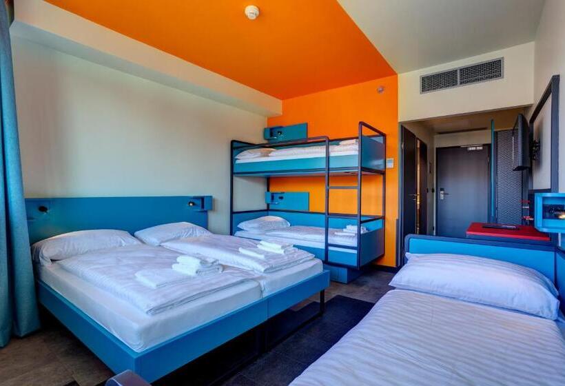 Fotos del hotel Meininger Budapest Great Market Hall:  33