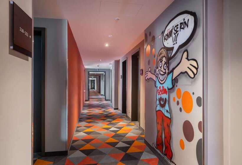 Fotos del hotel The Niu Hide:  53