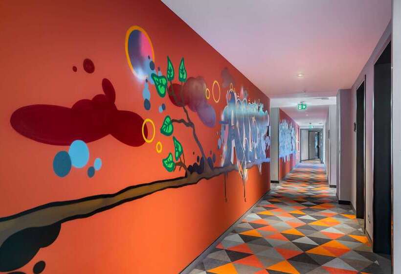 Fotos del hotel The Niu Hide:  48