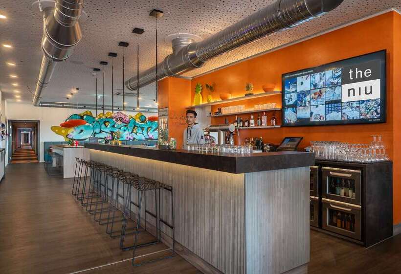 Fotos del hotel The Niu Hide:  50