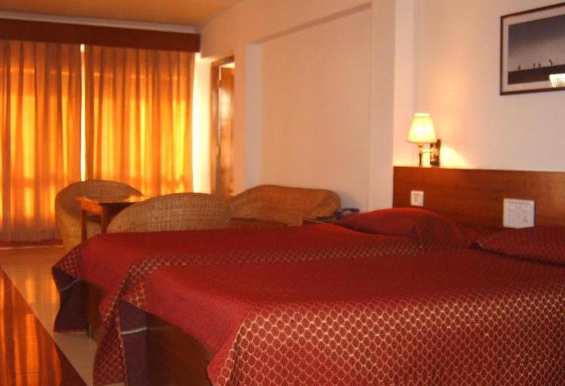 Marina S Motel