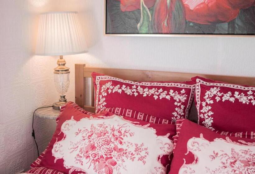بنسيون Drumfearne Guesthouse & Tearoom