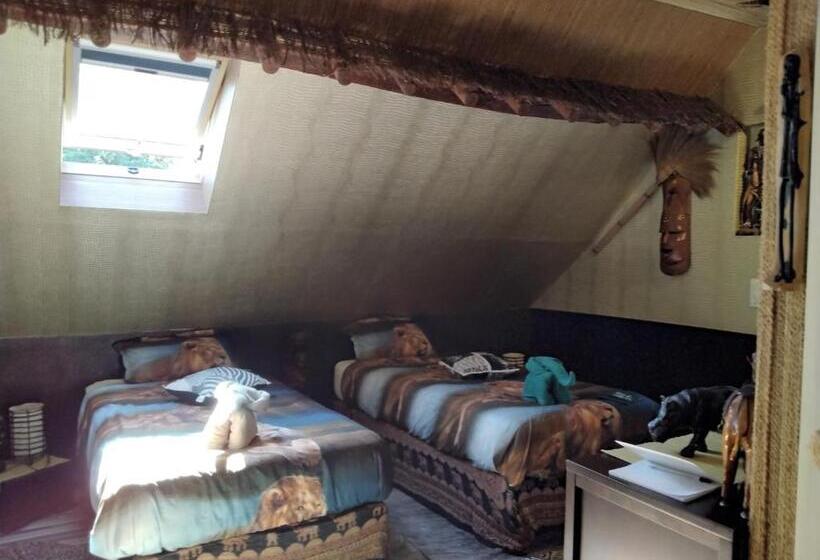 مبيت وإفطار O Tour Du Monde