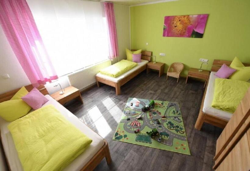 Отель Ferienbauernhof Schuler