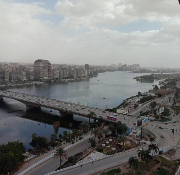 Nile Star Suites & Apartments