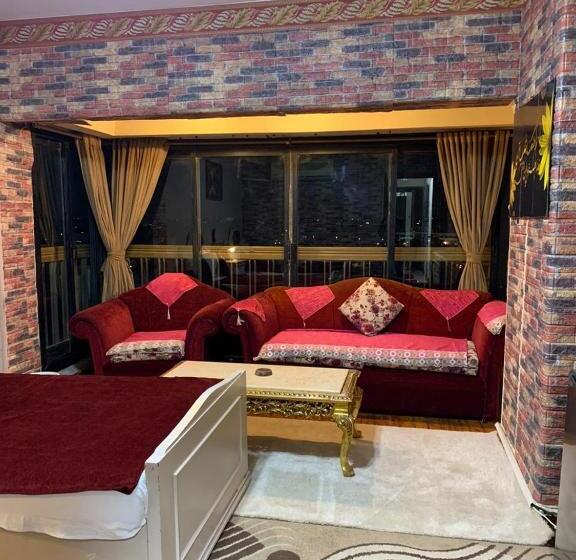 Nile Star Suites & Apartments