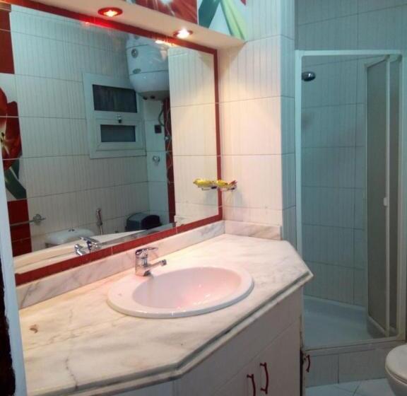Nile Star Suites & Apartments