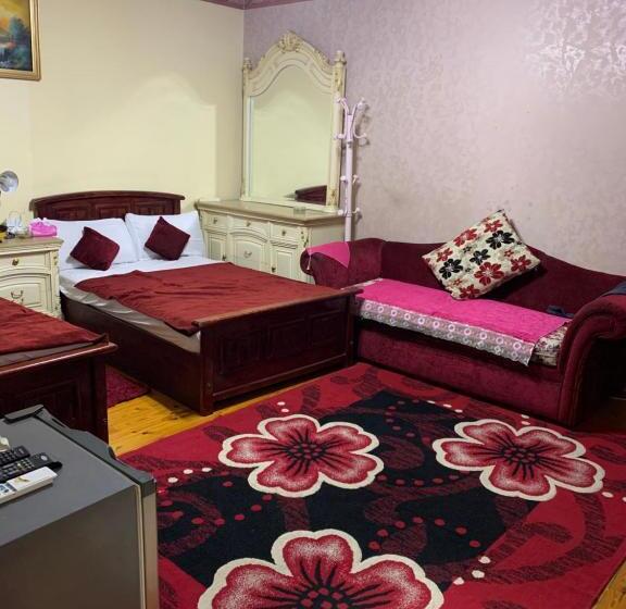 Nile Star Suites & Apartments