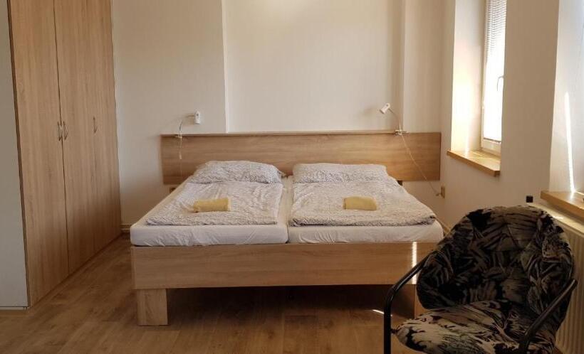 پانسیون Penzion Mar