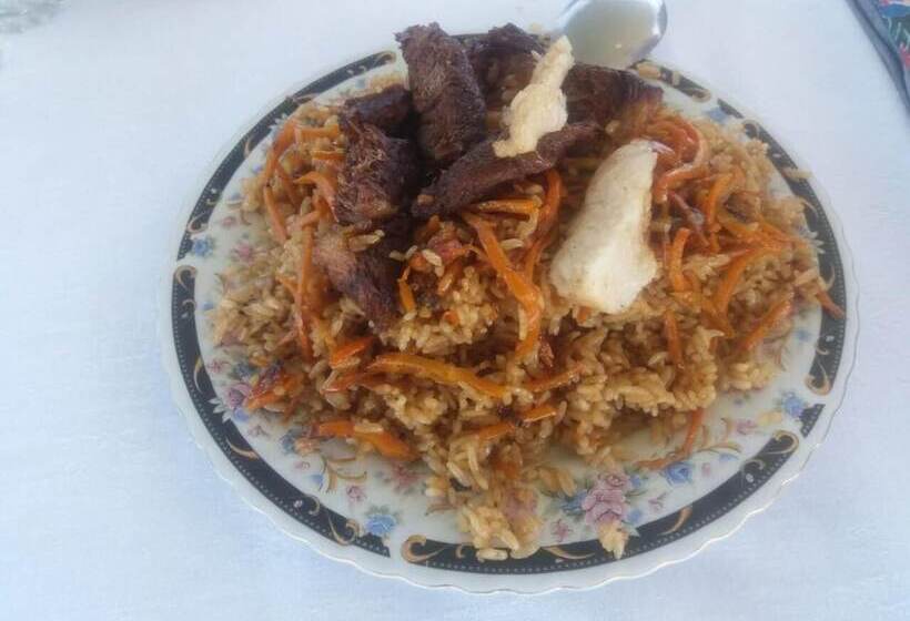 פנסיון Umarxon