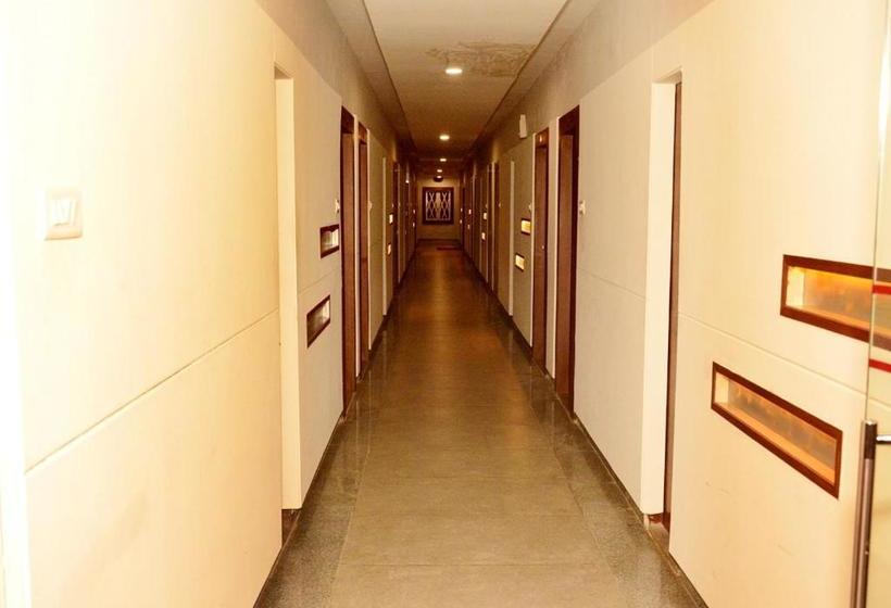 هتل Mpt Jhankar