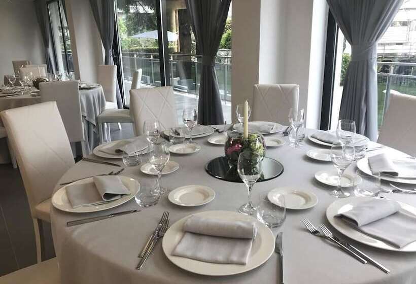هتل Domus Grand
