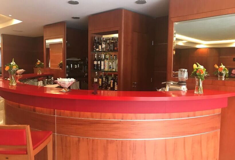 هتل Domus Grand