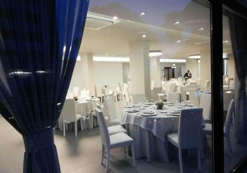 هتل Domus Grand