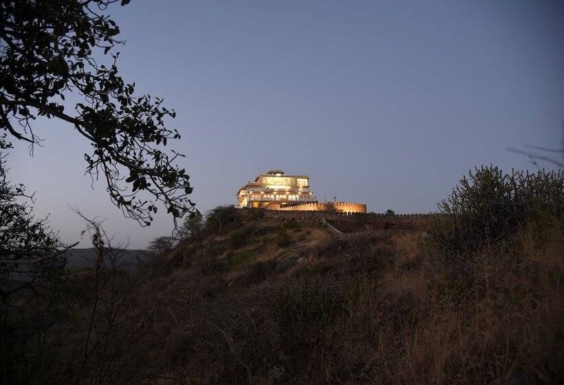 فندق Fateh Safari Suites By Fateh Collection