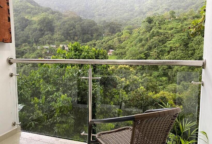 پانسیون Montes De Beraka