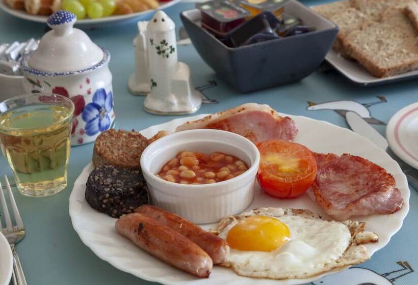 פנסיון The Waterfront