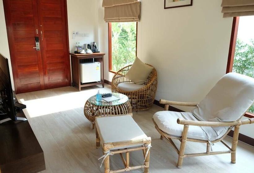 Triple Tree Beach Resort