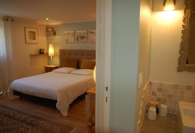 تختخواب و صبحانه Villa Chaleemar