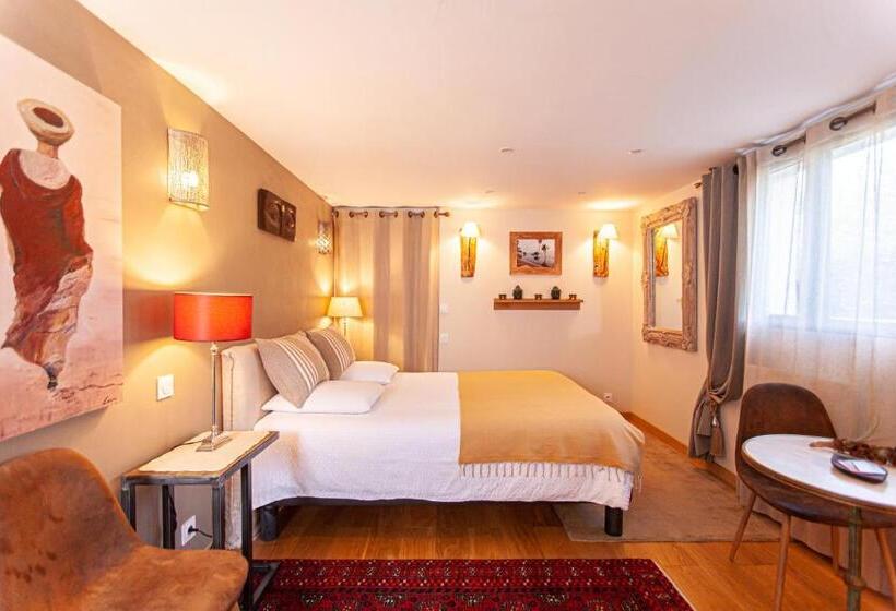تختخواب و صبحانه Villa Chaleemar
