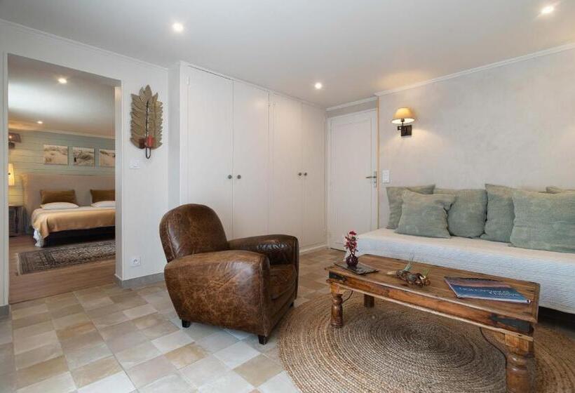 تختخواب و صبحانه Villa Chaleemar