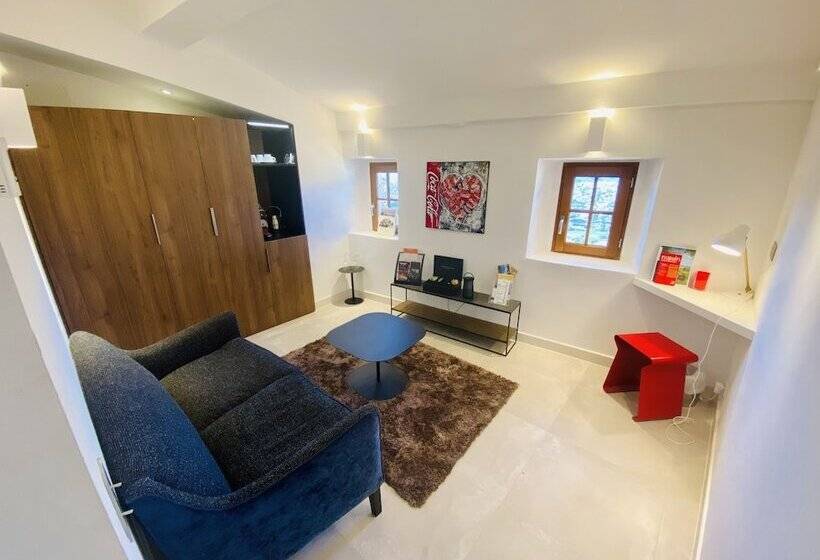 هتل Hostellerie De La Fontaine