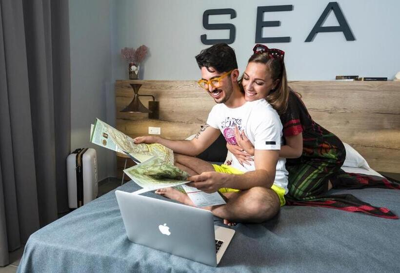 تختخواب و صبحانه Marconi 1935