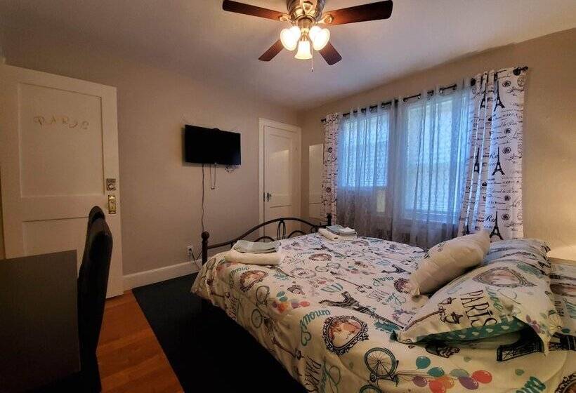 צימר Natalie House   Boston