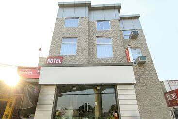 هتل Fabexpress Grand Almada